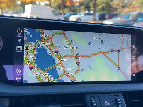 Certified 2019 Lexus ES 300h w/ Luxury Package image 24