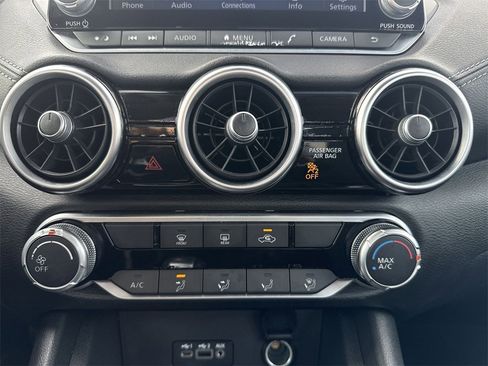 Used 2023 Nissan Sentra SV image 16