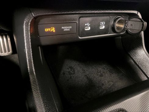 Used 2025 Honda Civic Sport image 26