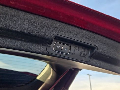 Used 2024 Ford Explorer XLT w/ Equipment Group 202A image 18