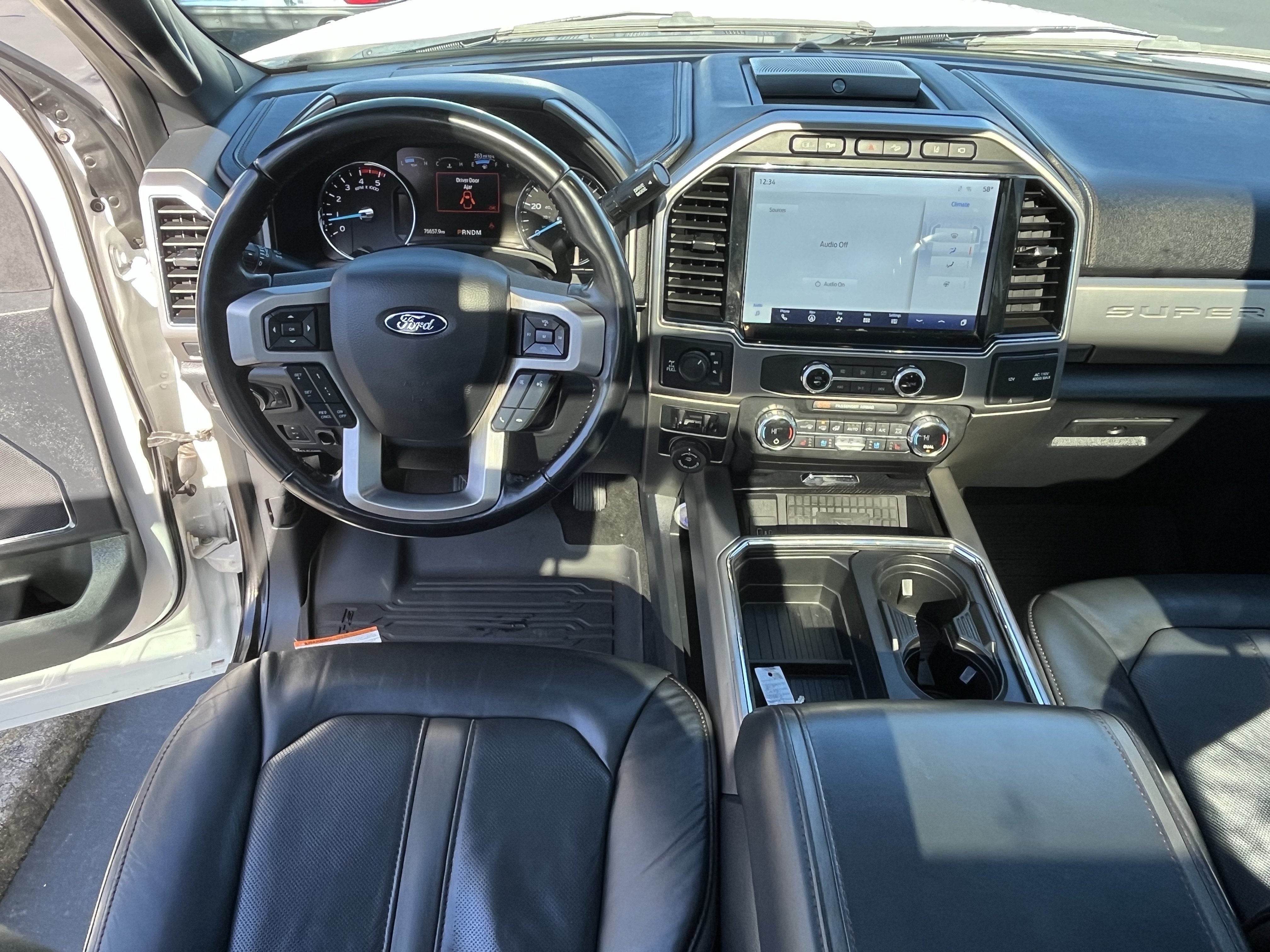 Used 2022 Ford F350 Platinum w/ FX4 Off-Road Package AWD/4WD image 13