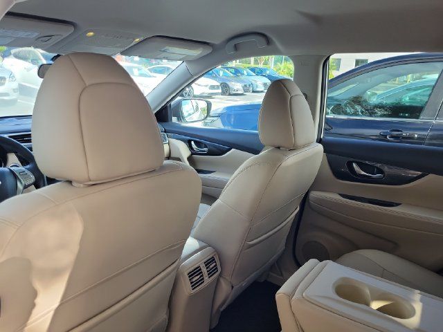 Used 2016 Nissan Rogue SL FWD image 13