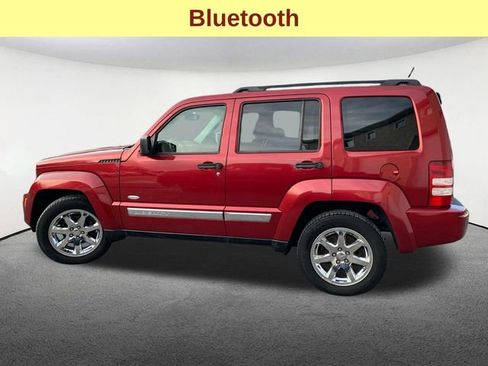 Used 2012 Jeep Liberty Sport image 6