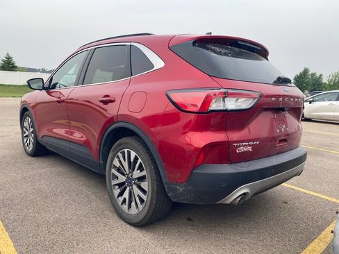 Used 2020 Ford Escape Titanium FWD image 11