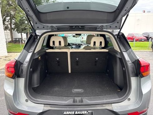 Used 2023 Buick Encore GX Preferred w/ Cold Weather Comfort Package FWD image 7