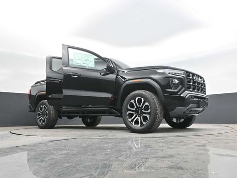 New 2025 GMC Canyon AT4 w/ Nightfall Edition image 55
