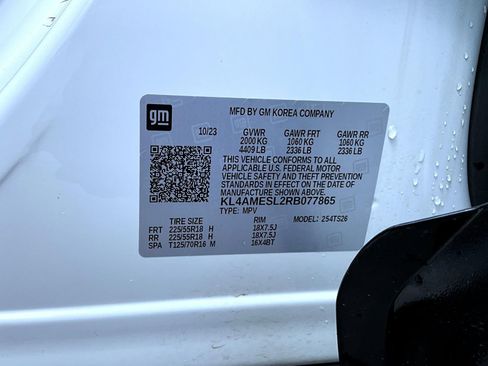 Certified 2024 Buick Encore GX Sport Touring image 25