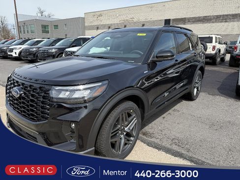 New 2026 Ford Explorer ST-Line image 1