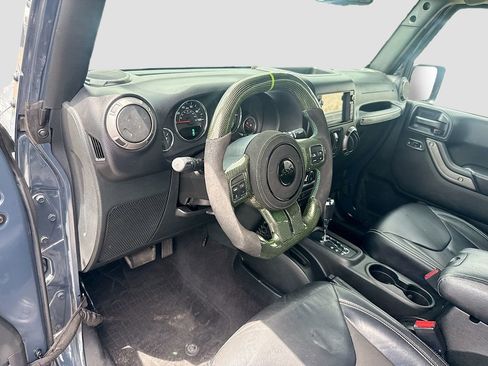 Used 2017 Jeep Wrangler Unlimited Sport AWD/4WD image 10