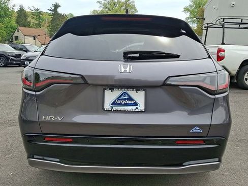 Certified 2024 Honda HR-V EX-L image 5
