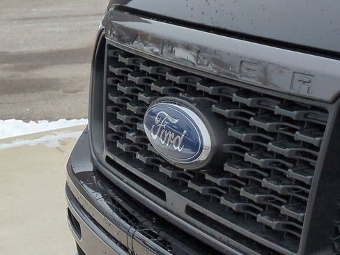 Used 2019 Ford Ranger XLT w/ Equipment Group 301A Mid image 13