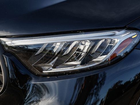 New 2026 Mercedes-Benz GLC 43 AMG 4MATIC image 7