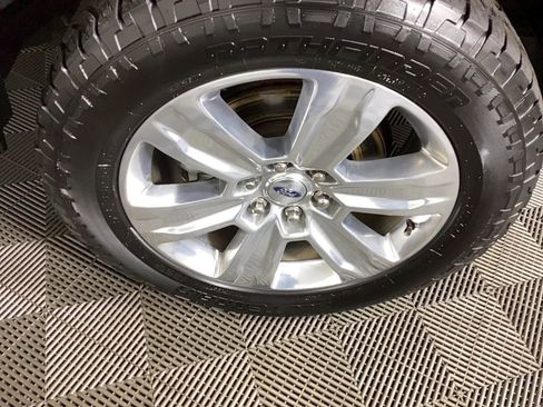 Used 2020 Ford F150 Platinum w/ Equipment Group 701A Luxury image 7