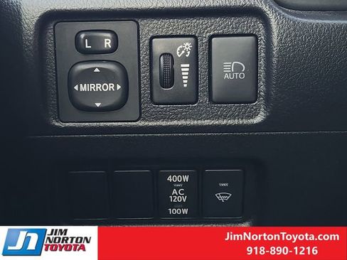 Used 2024 Toyota 4Runner TRD Off-Road Premium image 23