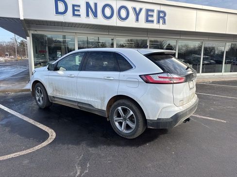 Used 2023 Ford Edge SEL w/ Convenience Package image 6