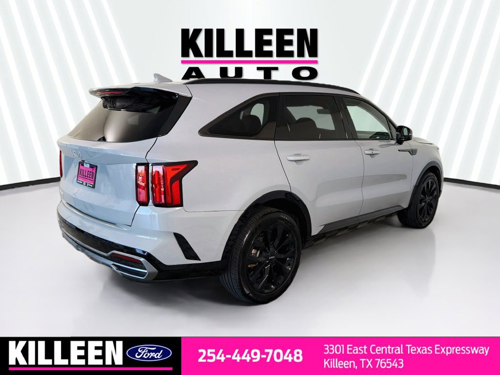 Used 2023 Kia Sorento SX FWD image 9
