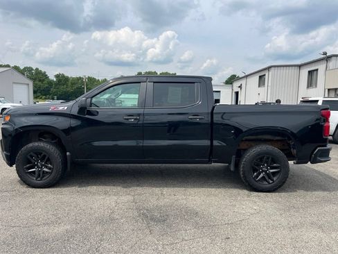Used 2019 Chevrolet Silverado 1500 Custom Trail Boss w/ Custom Convenience Package AWD/4WD image 5