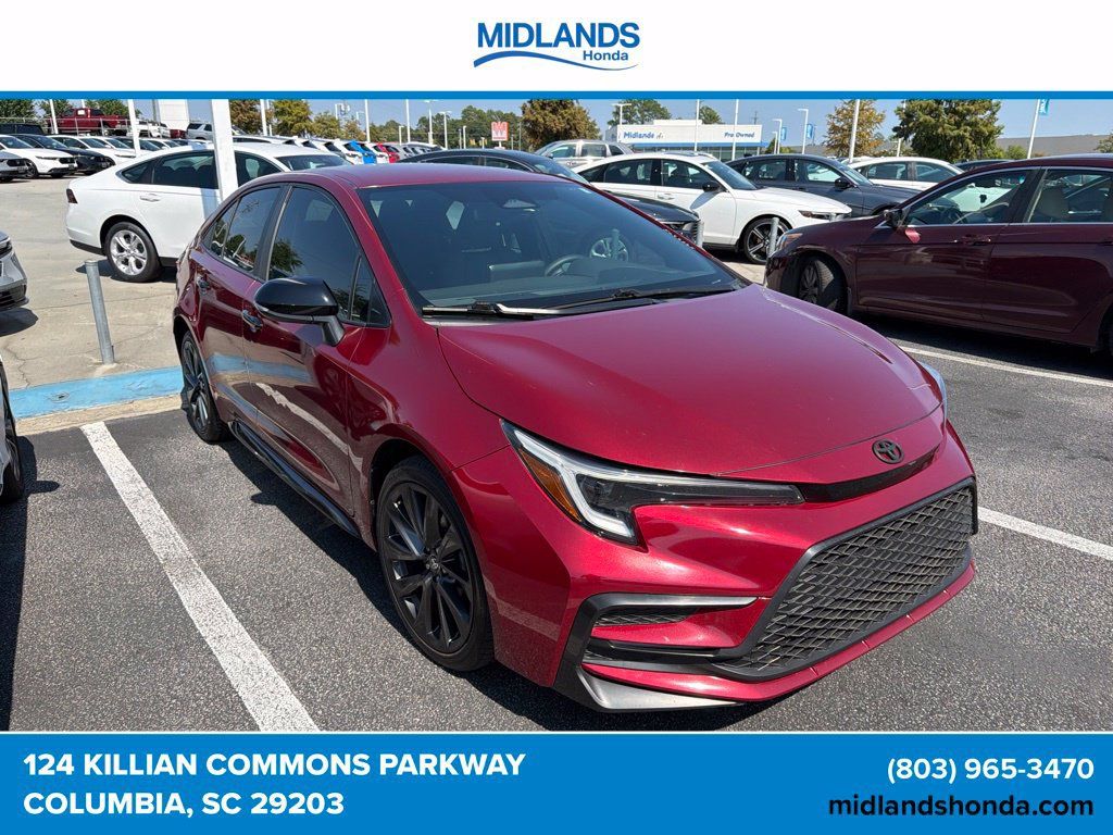 Used 2023 Toyota Corolla SE FWD image 5