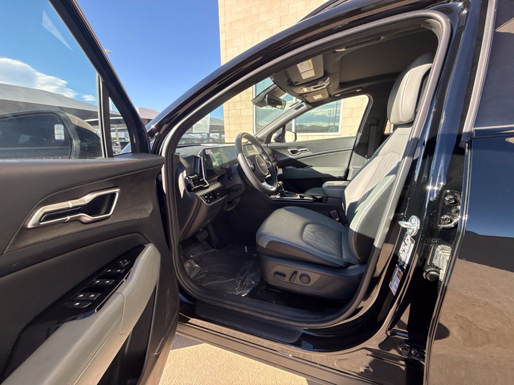 Used 2025 Kia Sportage X-Line w/ Premium Package AWD/4WD image 9