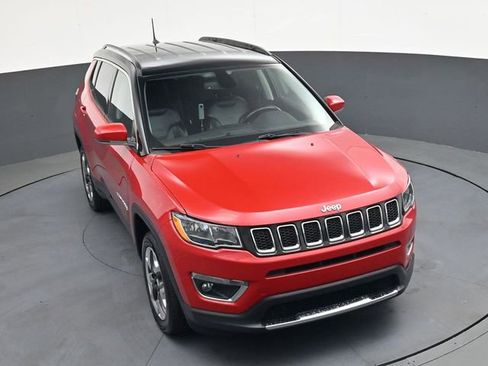 Used 2019 Jeep Compass Limited AWD/4WD image 27