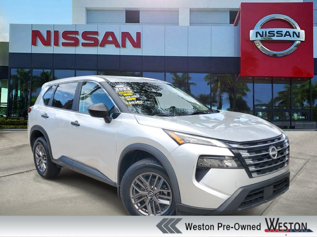Certified 2024 Nissan Rogue S FWD image 1
