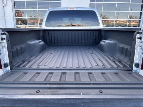 Used 2016 Ford F250 XL w/ Power Equipment Group image 28