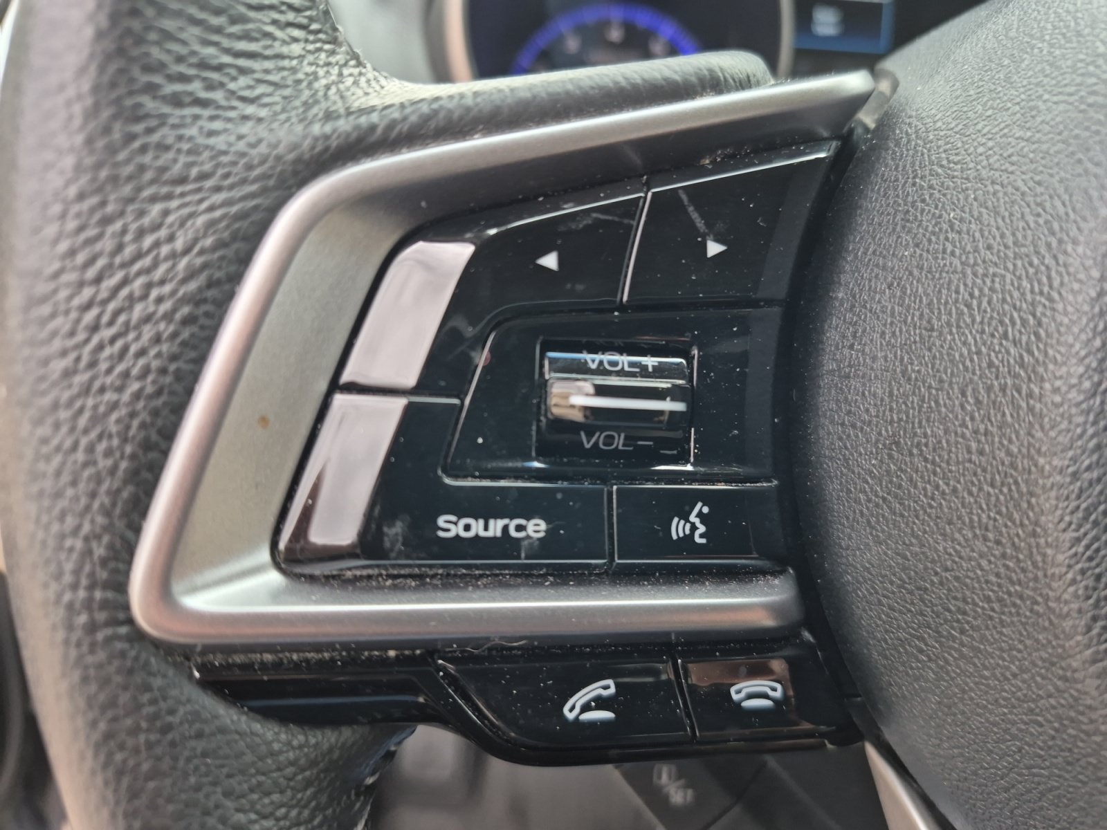 Used 2018 Subaru Outback 3.6R Limited AWD/4WD image 16