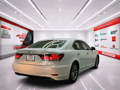 Used 2016 Lexus LS 460 w/ Comfort Package image 8