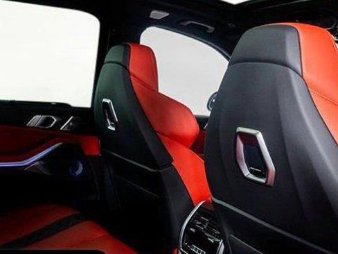 Used 2025 BMW X5 M Competition w/ Executive Package image 54