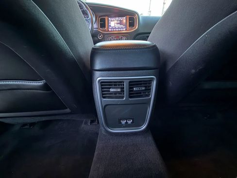 Used 2018 Dodge Charger R/T Scat Pack RWD image 26