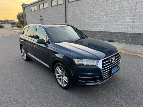 Used 2018 Audi Q7 3.0T Prestige AWD/4WD image 4