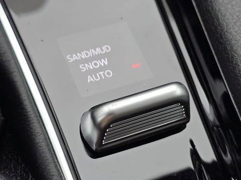 New 2026 Jeep Compass Latitude image 7