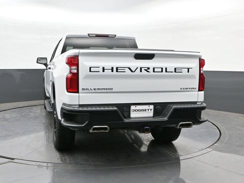 Used 2020 Chevrolet Silverado 1500 Custom Trail Boss w/ Custom Convenience Package AWD/4WD image 8