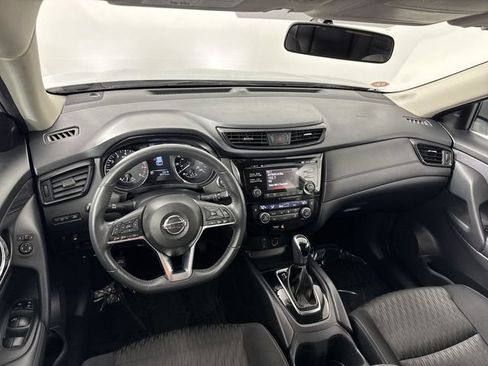 Used 2017 Nissan Rogue SV AWD/4WD image 22