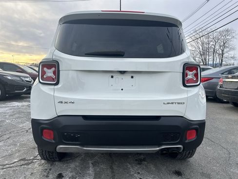Used 2016 Jeep Renegade Limited image 5