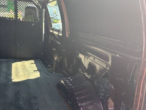 Used 2011 Ford E-350 and Econoline 350 Super Duty w/ Commercial Cargo Van Pkg RWD image 9