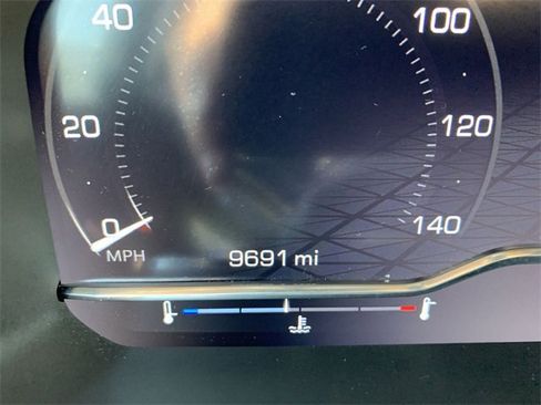 Used 2024 GMC Sierra 1500 Elevation image 12