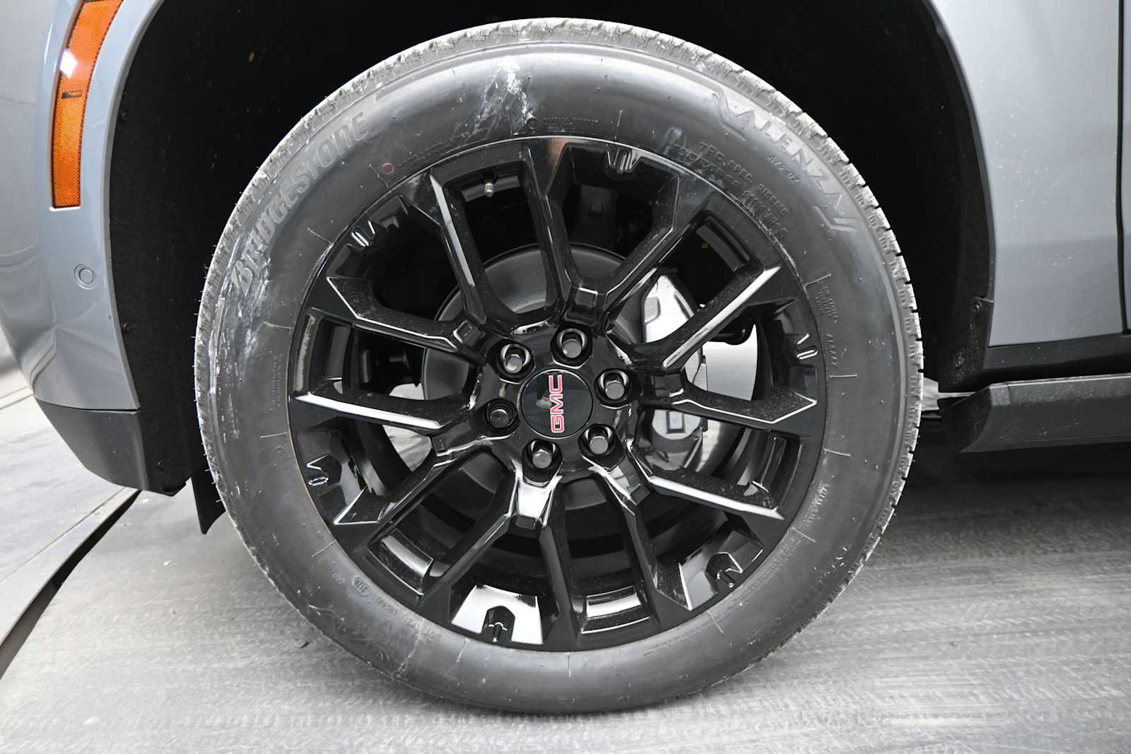 New 2026 GMC Yukon Denali w/ Sun & Power Step Package AWD/4WD image 10