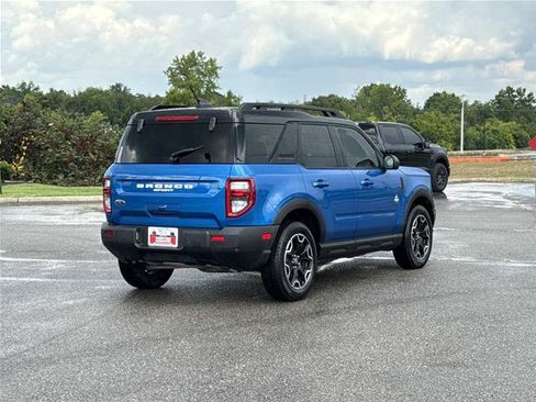 Certified 2025 Ford Bronco Sport Outer Banks AWD/4WD image 5