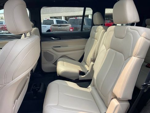 Used 2024 Jeep Grand Cherokee L Limited w/ MOPAR Finishing Package RWD image 11