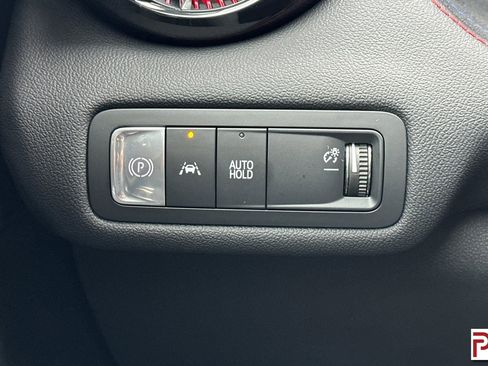 Certified 2025 Chevrolet Blazer EV RS image 31