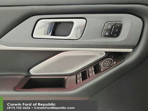 Certified 2025 Ford Explorer ST w/ Sun And Sound Package image 24