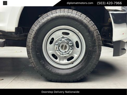 Used 2019 Ford F250 XL w/ Power Equipment Group image 44