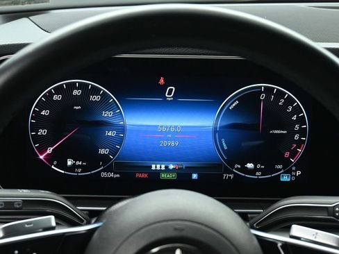 Used 2024 Mercedes-Benz GLE 450e 4MATIC image 29