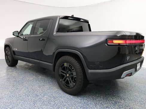 Used 2023 Rivian R1T Adventure image 5