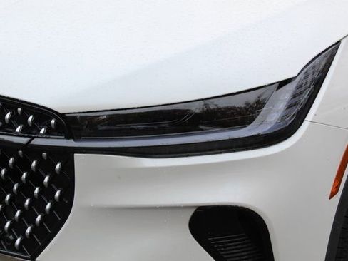 New 2026 Lincoln Nautilus Premier w/ Equipment Group 102A image 9