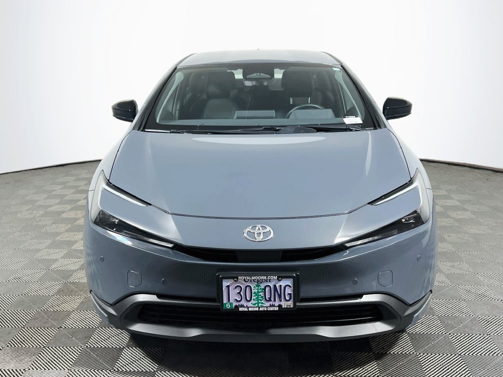 Certified 2025 Toyota Prius LE FWD image 2