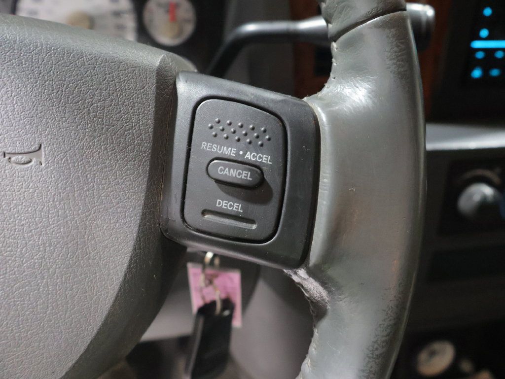 Used 2006 Dodge Ram 2500 Truck SLT w/ Light Group AWD/4WD image 31