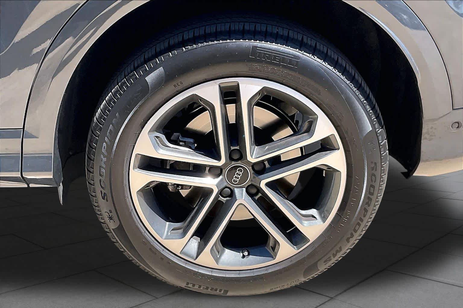 Used 2026 Audi Q5 Premium AWD/4WD image 10