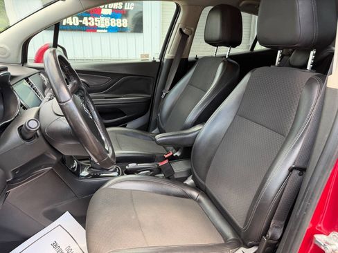 Used 2018 Buick Encore Sport Touring AWD/4WD image 12